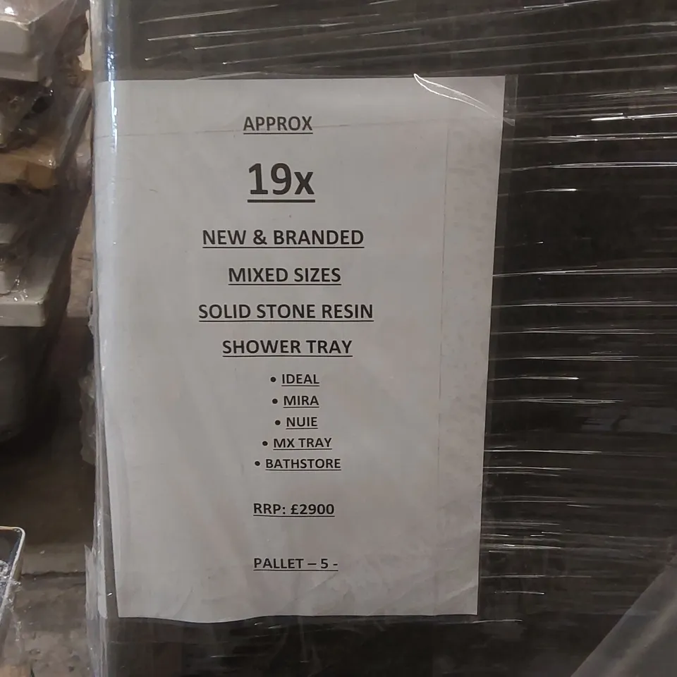 PALLET CONTAINING APPROXIMATELY 19X MIXED SOLID STONE RESIN SHOWER TRAYS