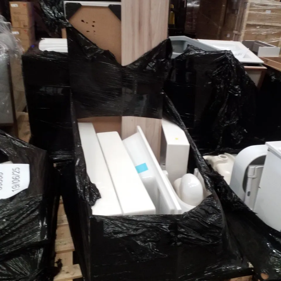 PALLET CONTAINING ASSORTED BATHROOM FURNITURE PARTS INCLUDING SINK BASINS, VANITY UNIT BASES & TOILET BASIN 