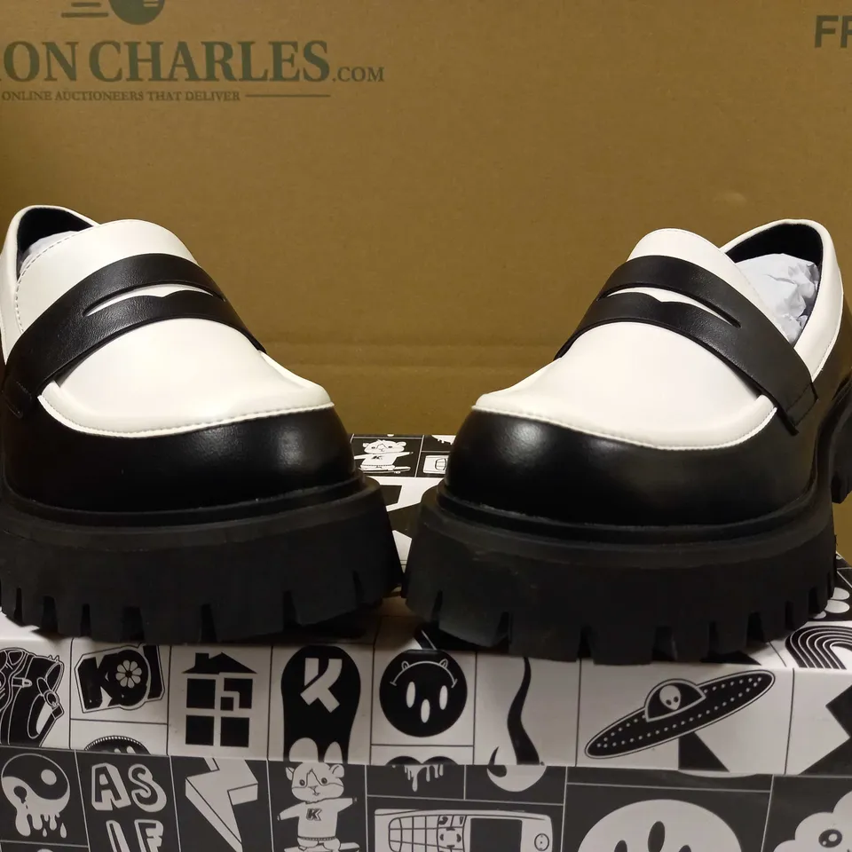 KOI WILLOW MONOCHROME LOAFERS - SIZE 7