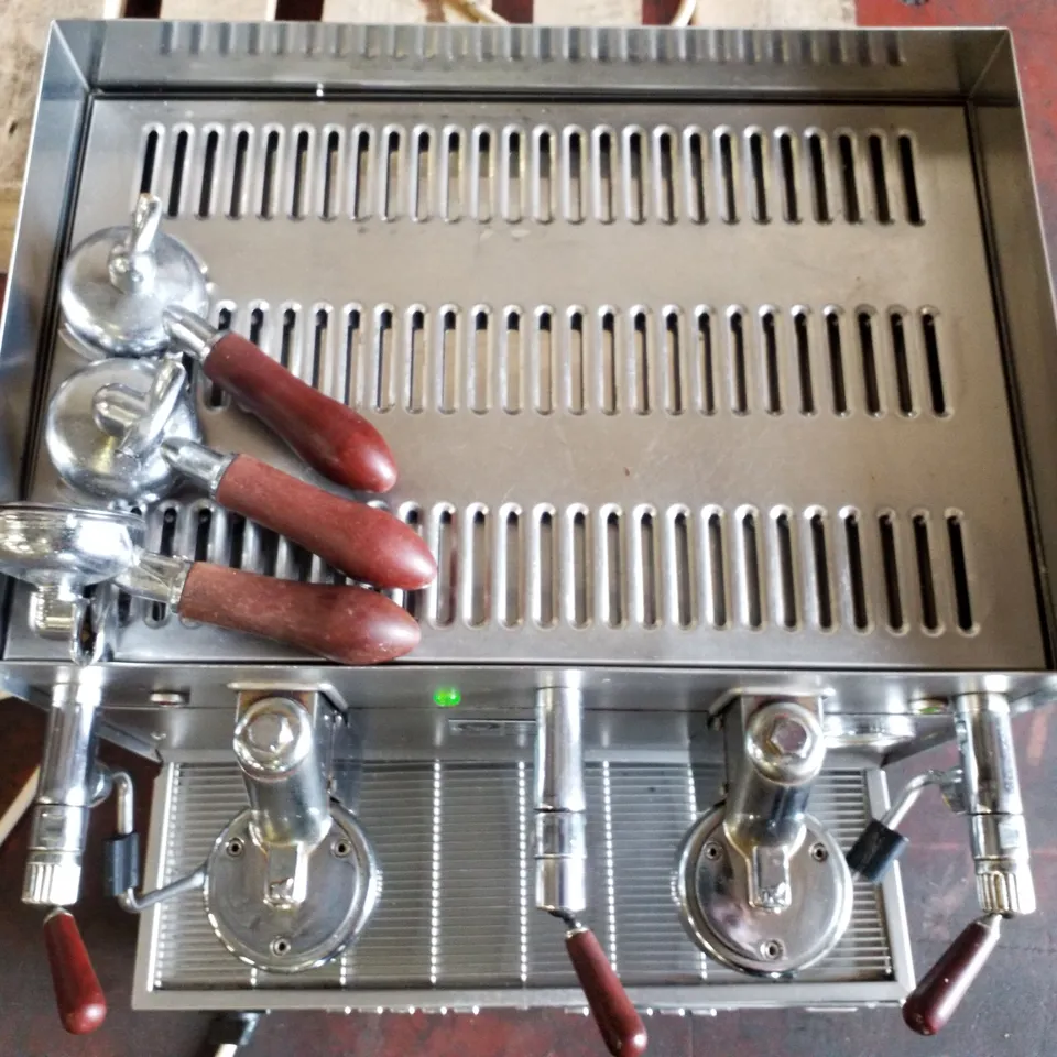 ELEKTRA BARISTA 3 STATION COFFEE MACHINE