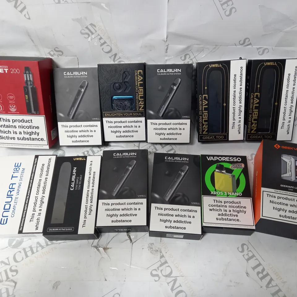 APPROXIMATELY 12 ASSORTED VAPES INCLUDING UWELL, VOOPOO, INNOKIN