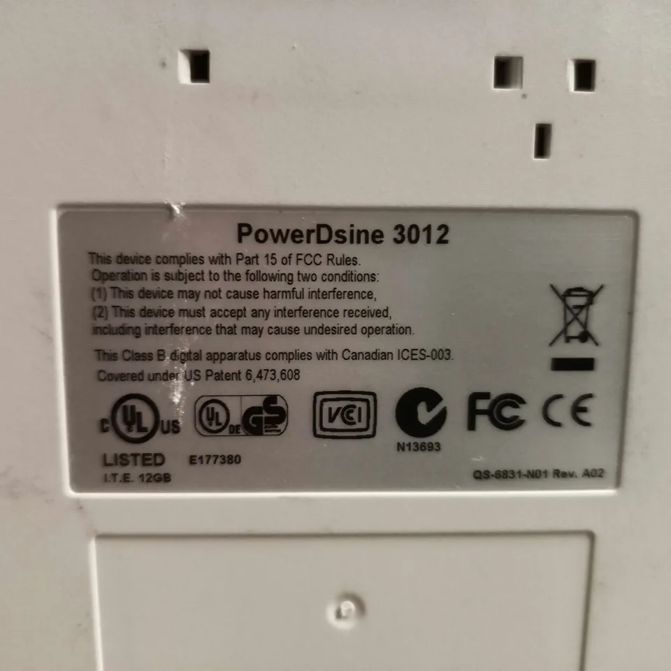 POWERDSINE 3012 POE NETWORK SWITCH