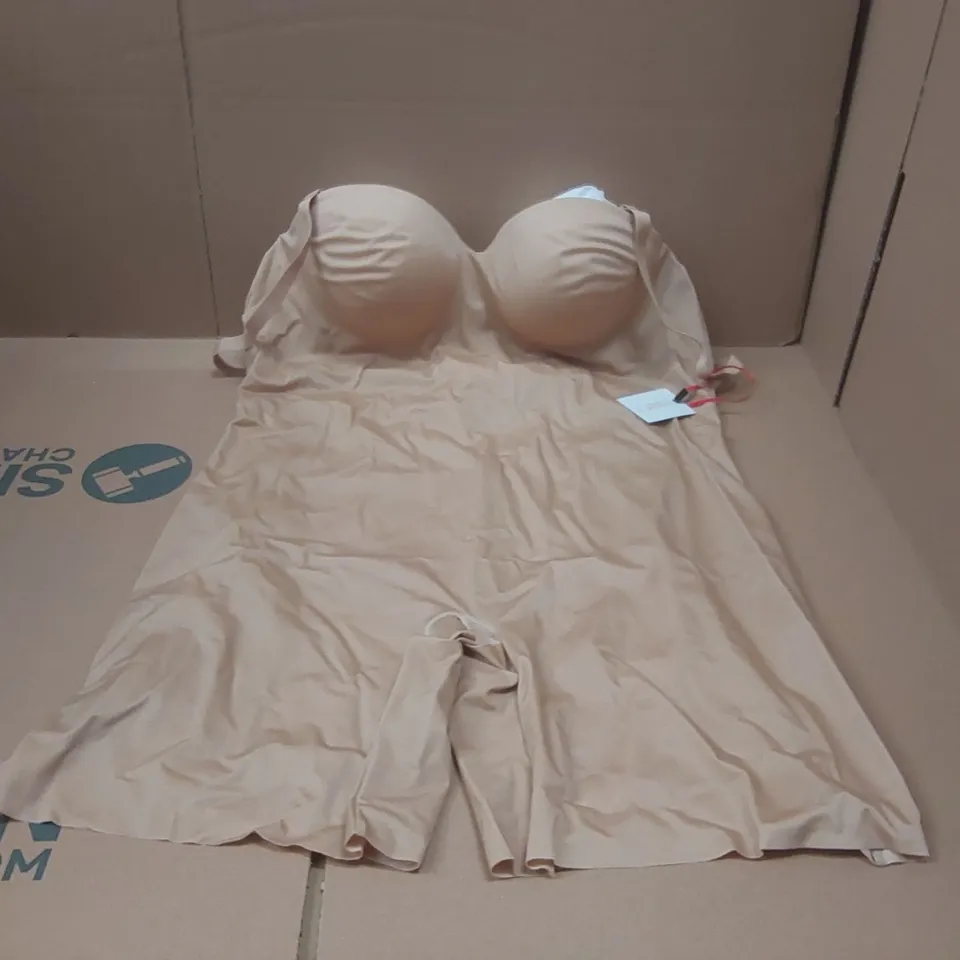 BOX CONTAINING APPROXIMATELY 7x BRAND NEW MAGISCULPT ALMOND BODYSUITS - SIZE 44C