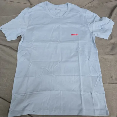 BAGGED HUGO T-SHIRT – LIGHT BLUE, CHEST LOGO, SIZE M