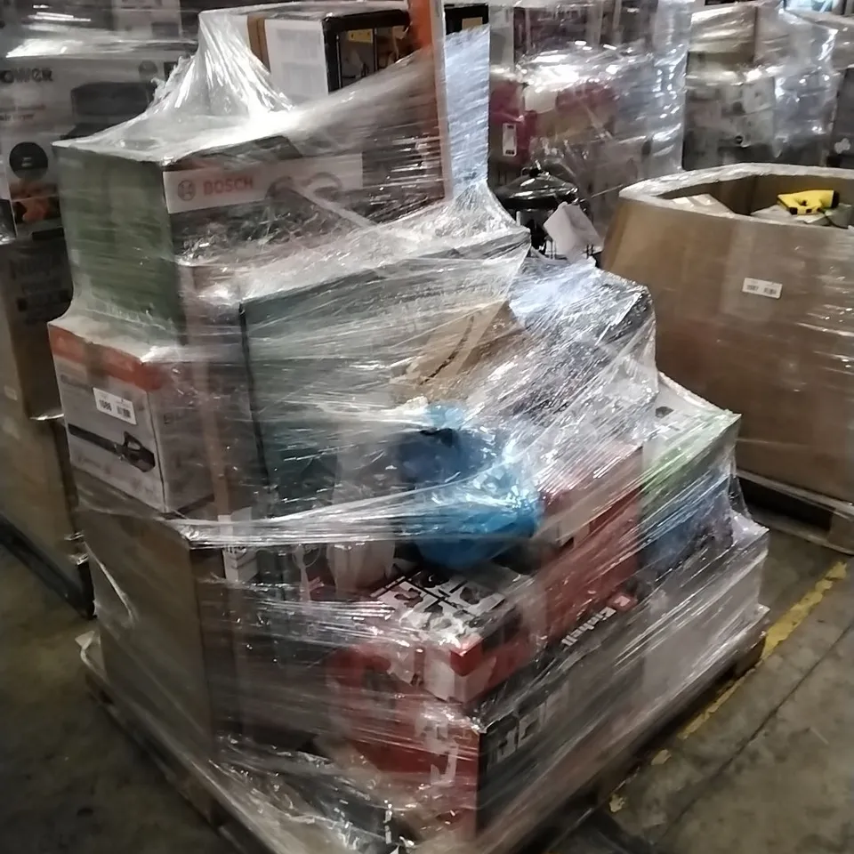 PALLET OF APPROXIMATELY 35 UNPROCESSED RAW RETURN HOUSEHOLD AND ELECTRICAL GOODS TO INCLUDE;