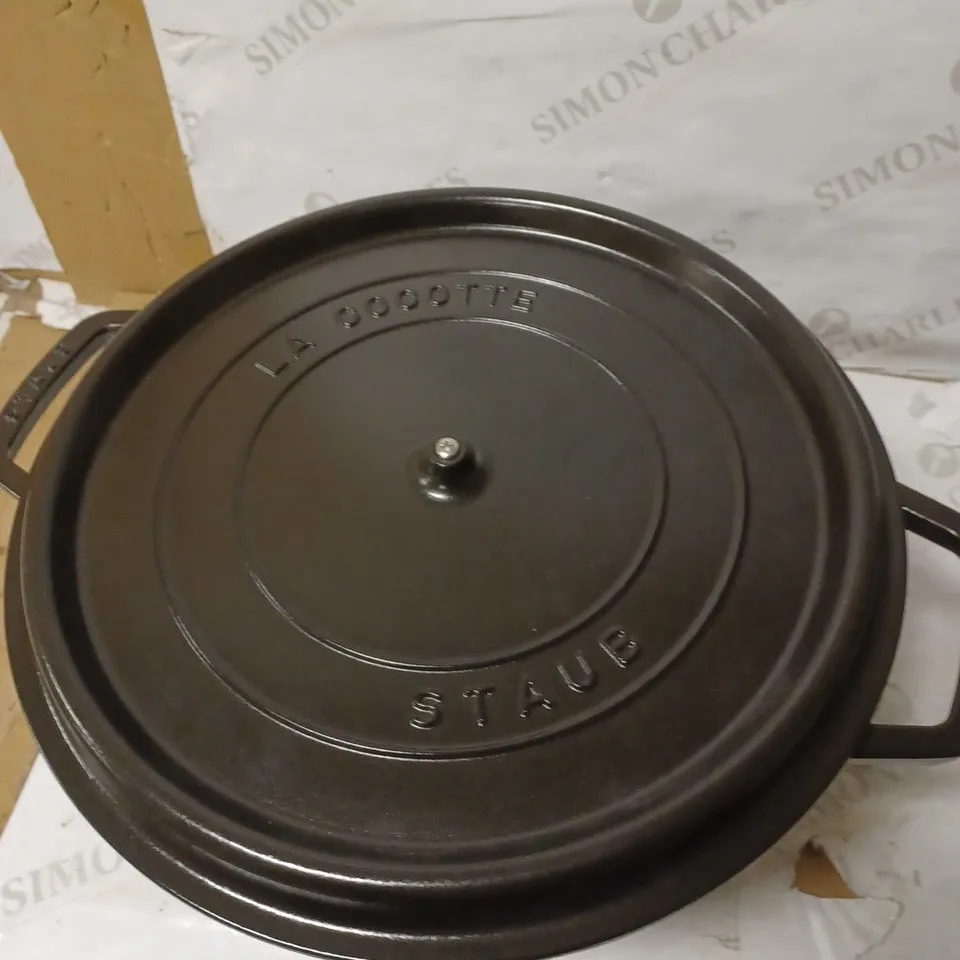 STAUB CAST IRON ROASTER/COCOTTE, ROUND, 34 CM, 12.6 L, BLACK