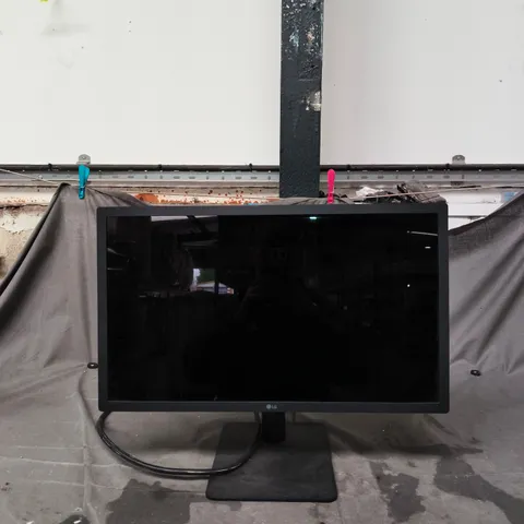 BOXED LG ULTRA FIRE 4K 21.5 INCH DISPLAY FOR MAC