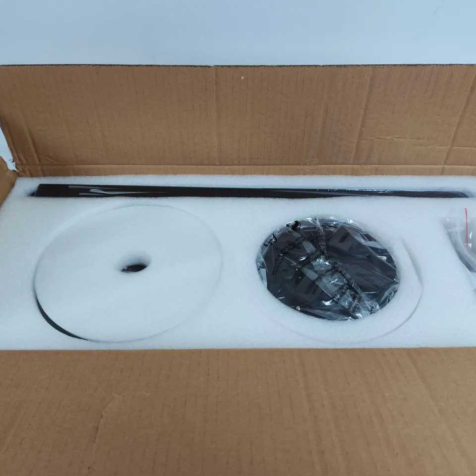 FAN LIGHT BOXED WITH INSTRUCTIONS