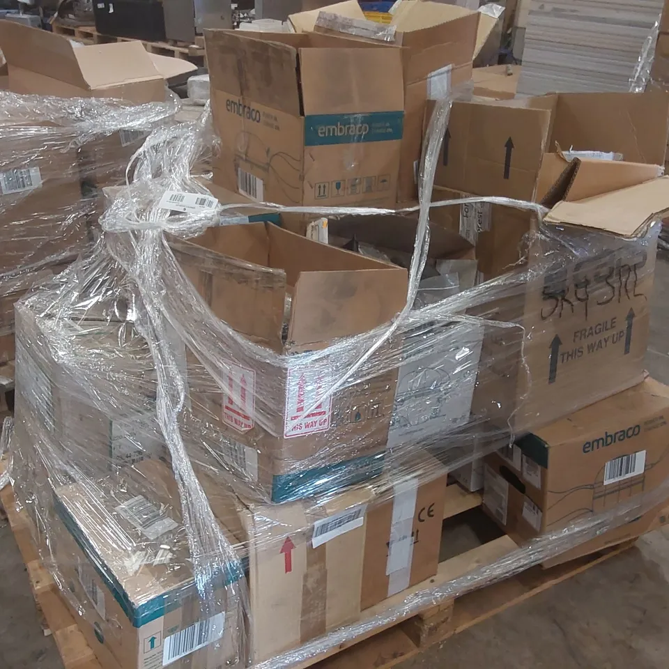 PALLET CONTAINING A VERY LARGE QUANTITY OF EMBRACO COMPRESSORS ECT