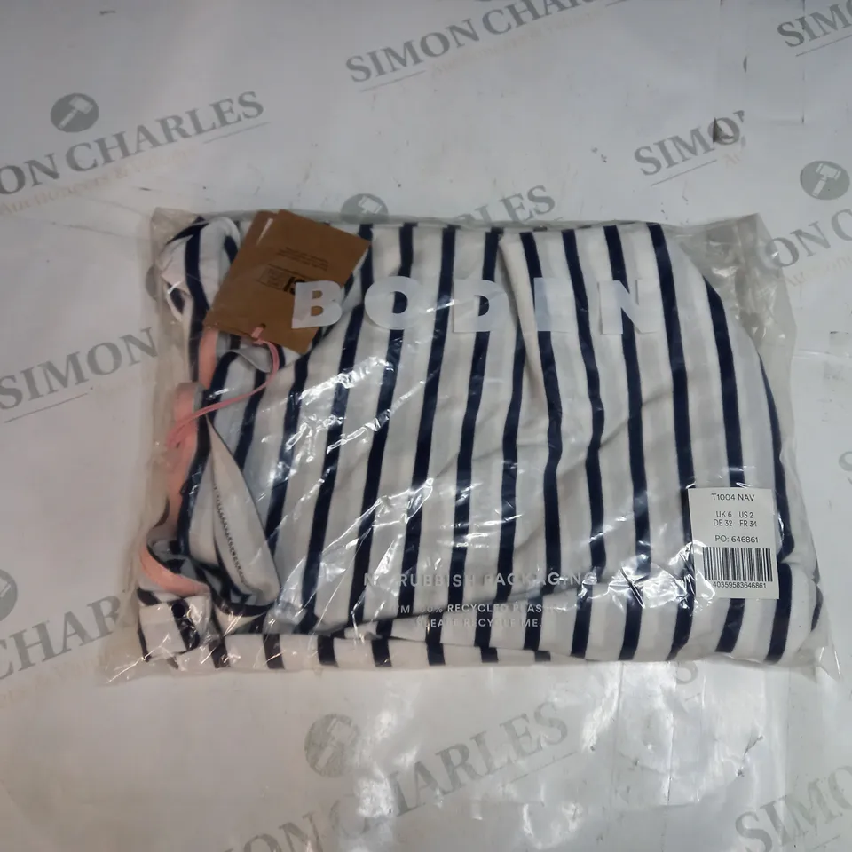 BAGGED BODEN STRIPED T-SHIRT SIZE 6