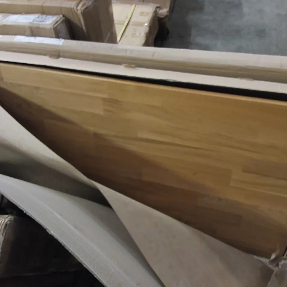 BOXED LUCY LARGE TABLE (1 BOX)