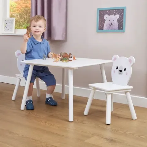 BOXED LIBERTY HOUSE TOYS BEAR TABLE AND CHAIR SET (1 BOX)