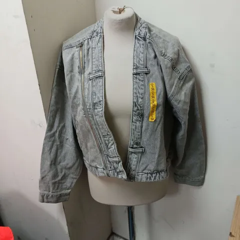 PULL & BEAR FADED DENIM SHORT JACKET SIZE EUR S 36