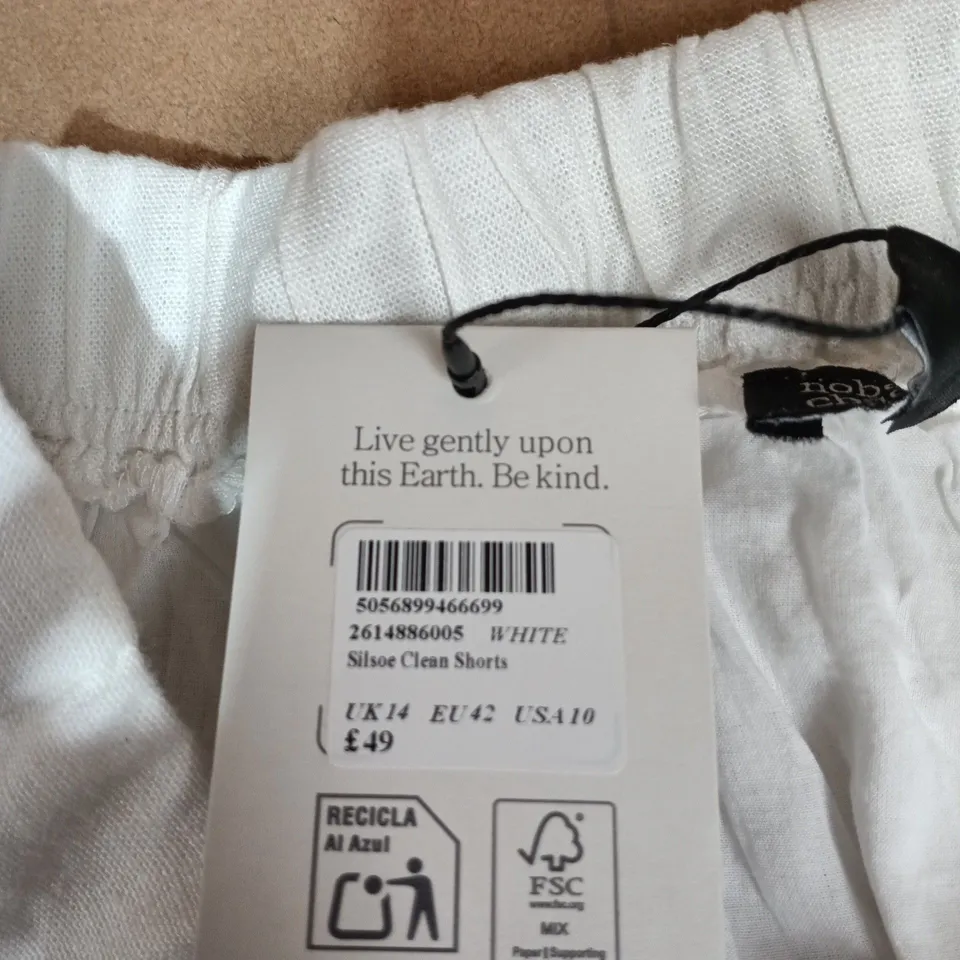 NOBODY'S CHILD WHITE SHORTS – UK 14 (EU 42, USA 10)