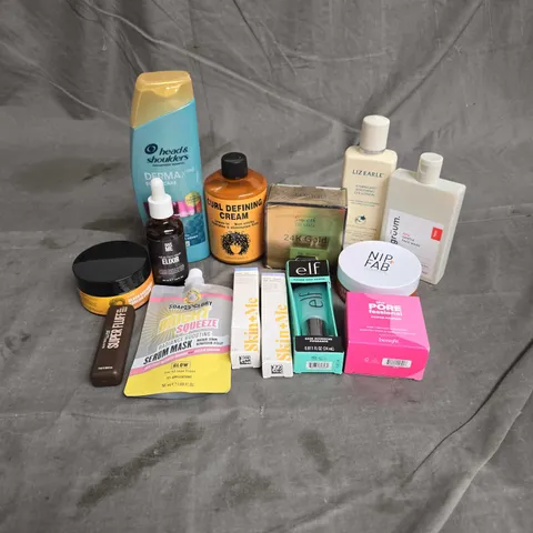 APPROXIMATELY 20 ASSORTED HEALTH & BEAUTY PRODUCTS TO INCLUDE - BENEFIT THE POREFESSIONAL SETTING POWDER - ELF POWER GRIP PRIMER - SKIN+ME LIGHT MOISTURISER - ETC