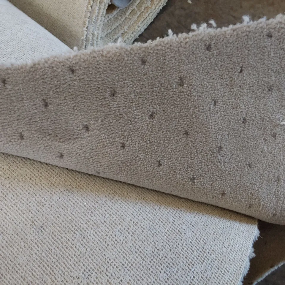 ROLL OF QUALITY PINPOINT FALLOW DEER CARPET APPROXIMATELY 4M × 5.6M