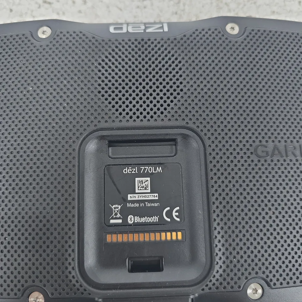 GARMIN DEZL 770LM SAT NAV – USED