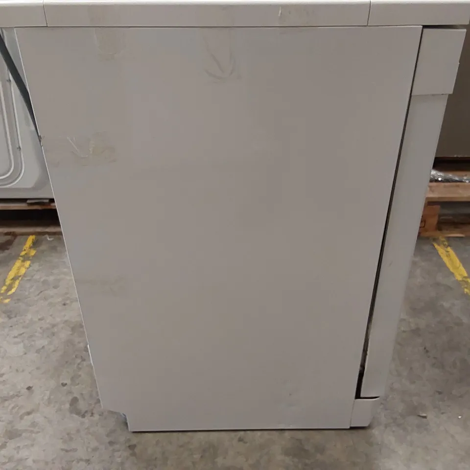 COMFEE' FREESTANDING DISHWASHER FD1201P-W WITH 12 PLACE SETTINGS, CLOUD WASH, DELAY START, HALF LOAD FUNCTION, FLEXIBLE RACKS - WHITE (KWH-FD1201P-W) [ENERGY CLASS E]