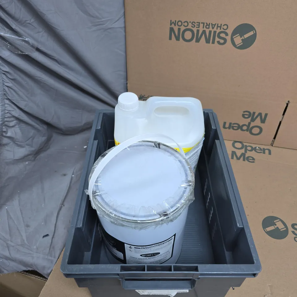 TOTE OF COMFORT PURE AND KAWASAKI GREEN PAINT 