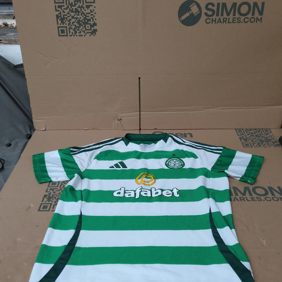 ADIDAS CELTIC FC FOOTBALL SHIRT – GREEN & WHITE HOOPS – DAFABET SPONSOR – SIZE XL (UK)