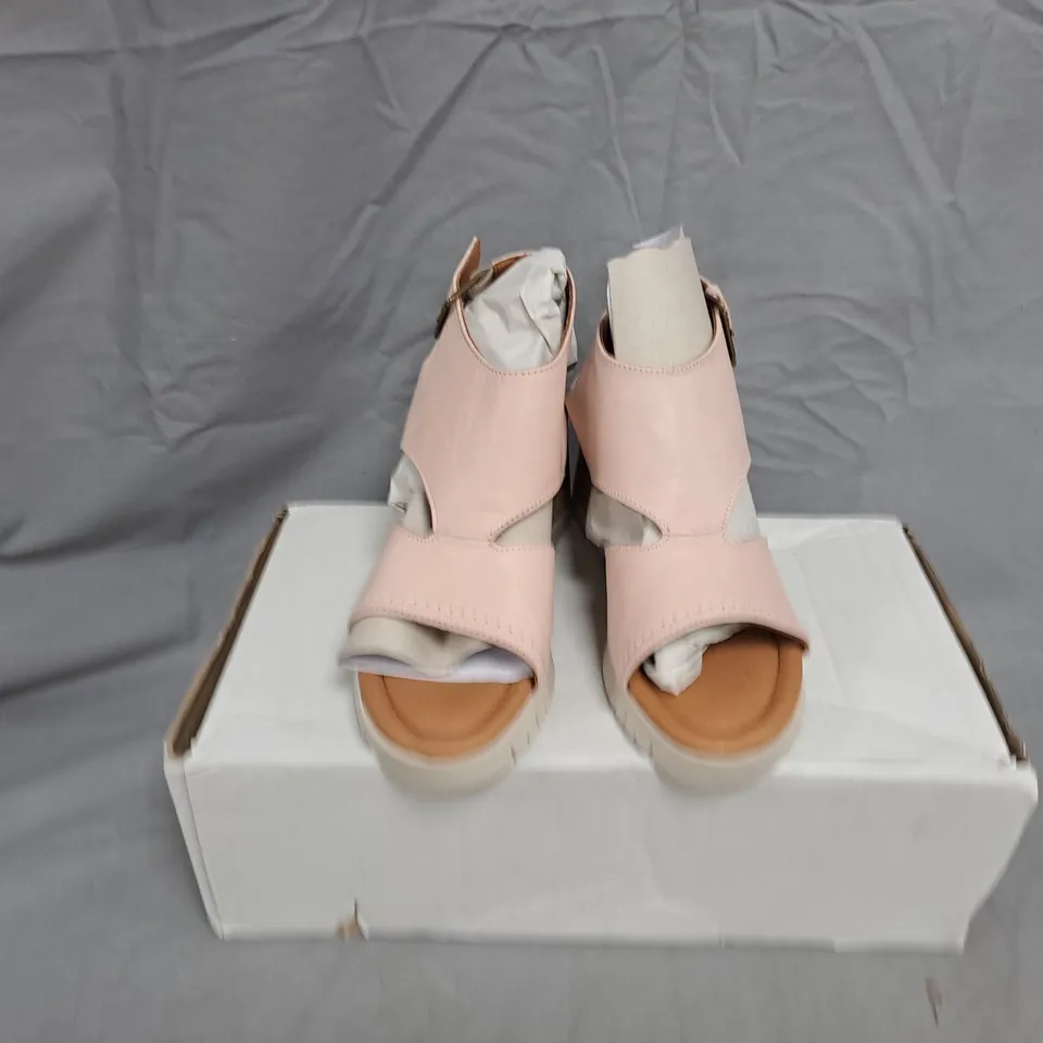 WOMEN'S PINK LEATHER WEDGE SANDALS WITH BUCKLE STRAP – UK 4 (EU 37)