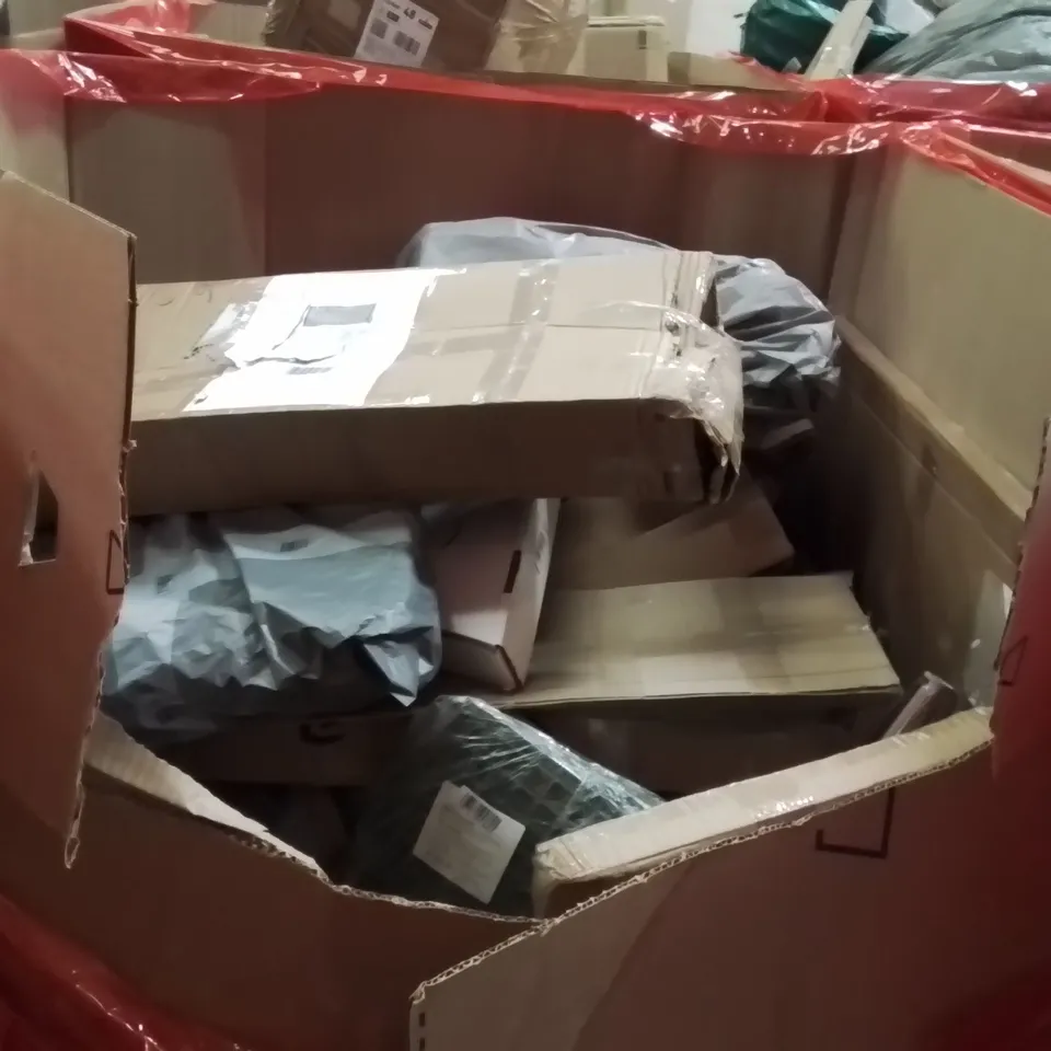 PALLET OF ASSORTED HOUSEHOLD GOODS AND PRODUCTS TO INCLUDE;LADDER,CHAIR MAT,TORQUE WRENCH