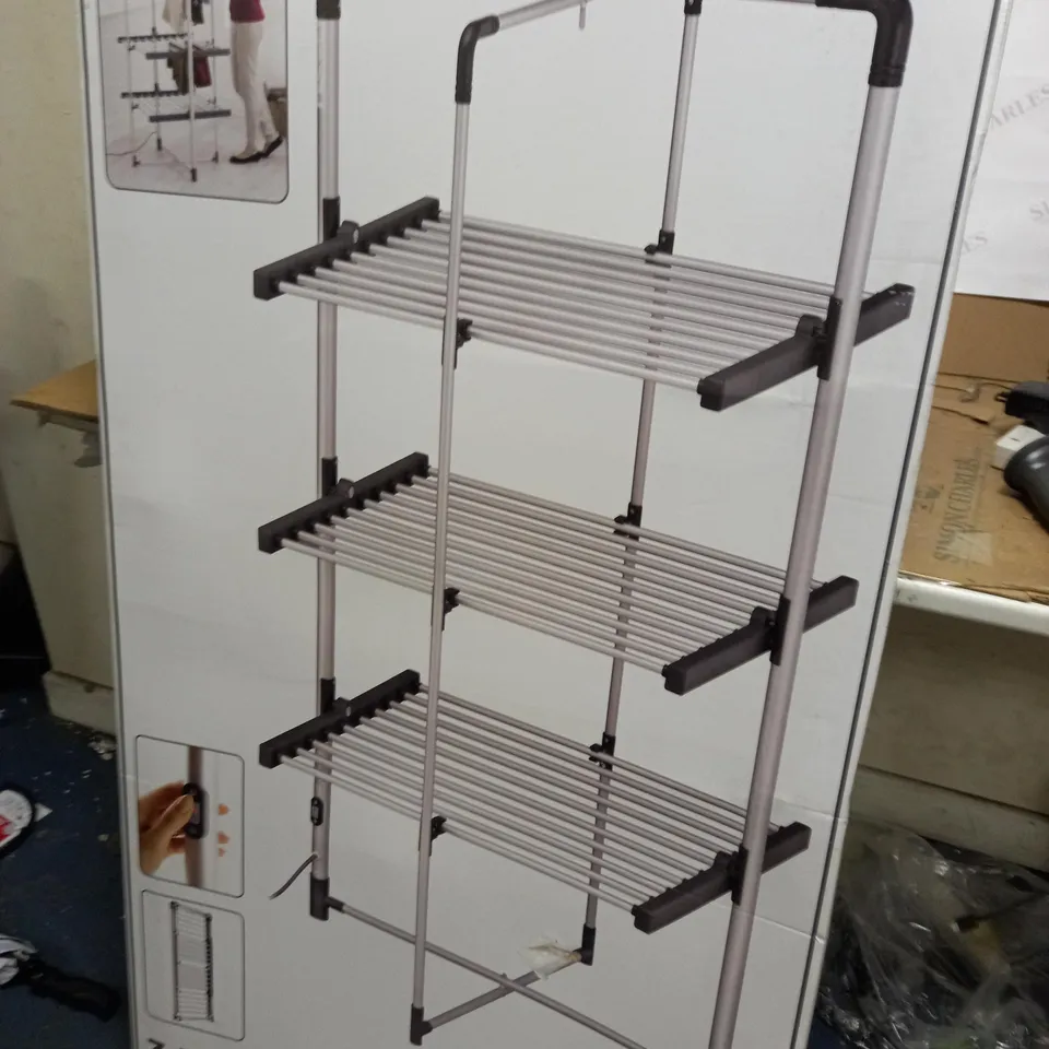 BLACK AND DECKER 3 TIER HEATED AIRER 300W 