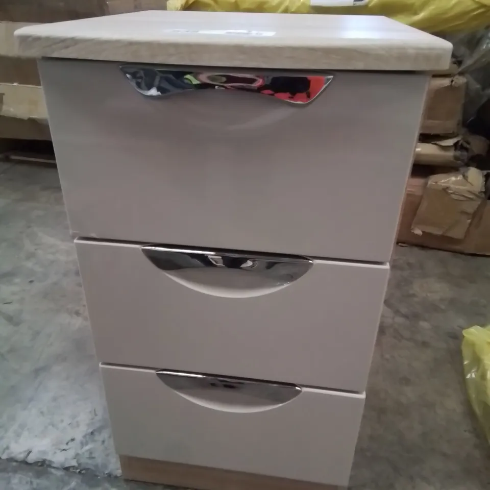 DESIGNER MODA 3 DRAWER BEDSIDE CHEST GREY GLOSS