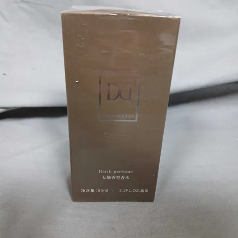 BOXED AND SEALED WARMKISS EARTH PERFUME 65ML