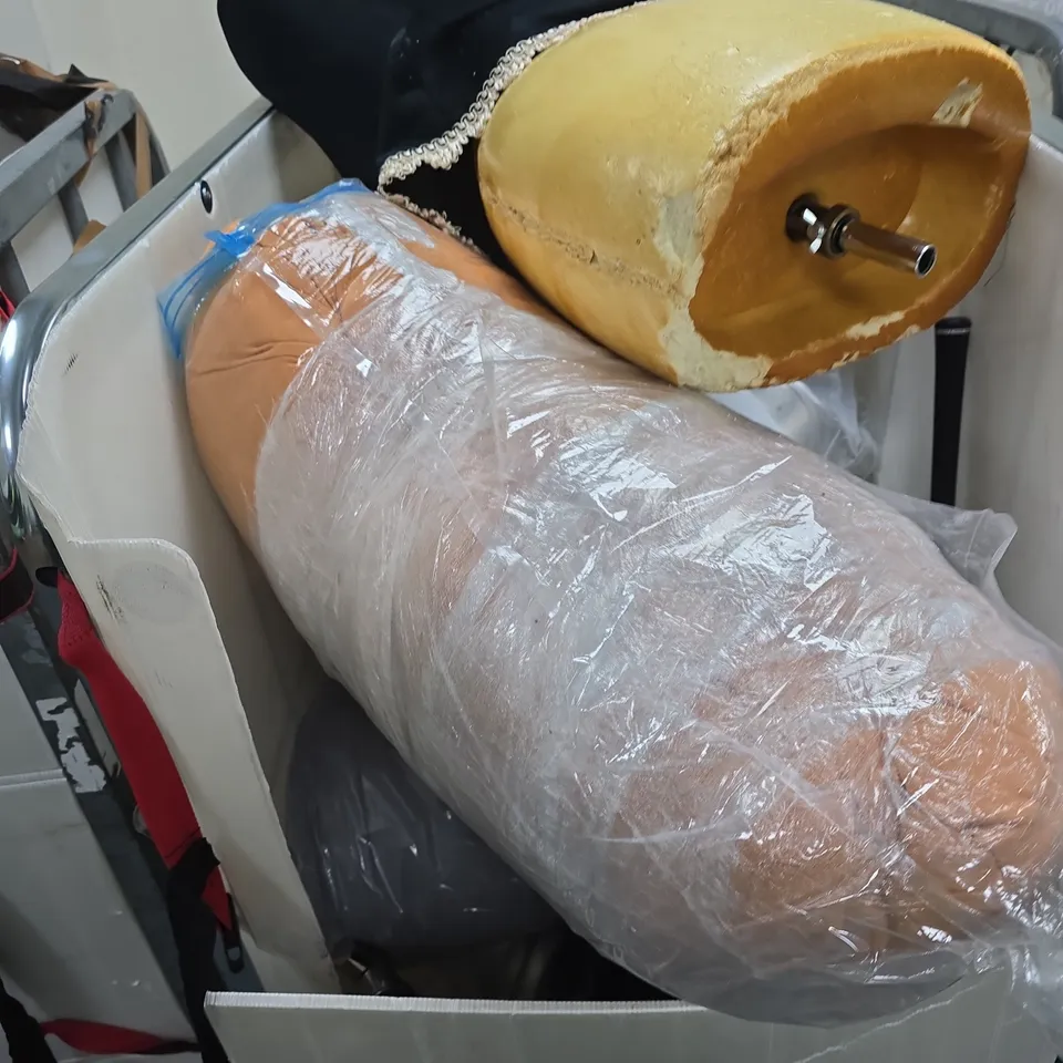 CAGE OF APPROXIMATELY 20 ASSORTED ITEMS TO INCLUDE: BRIEFCASE AND BROLLY 