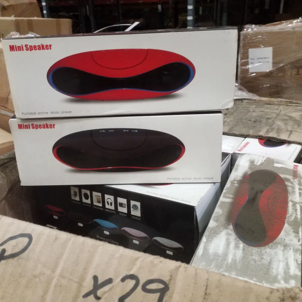 PALLET CONTAINING ASSORTED PRODUCTS INCLUDING MINI SPEAKERS & BLUETOOTH DYNAMIC SOUND STSTEM