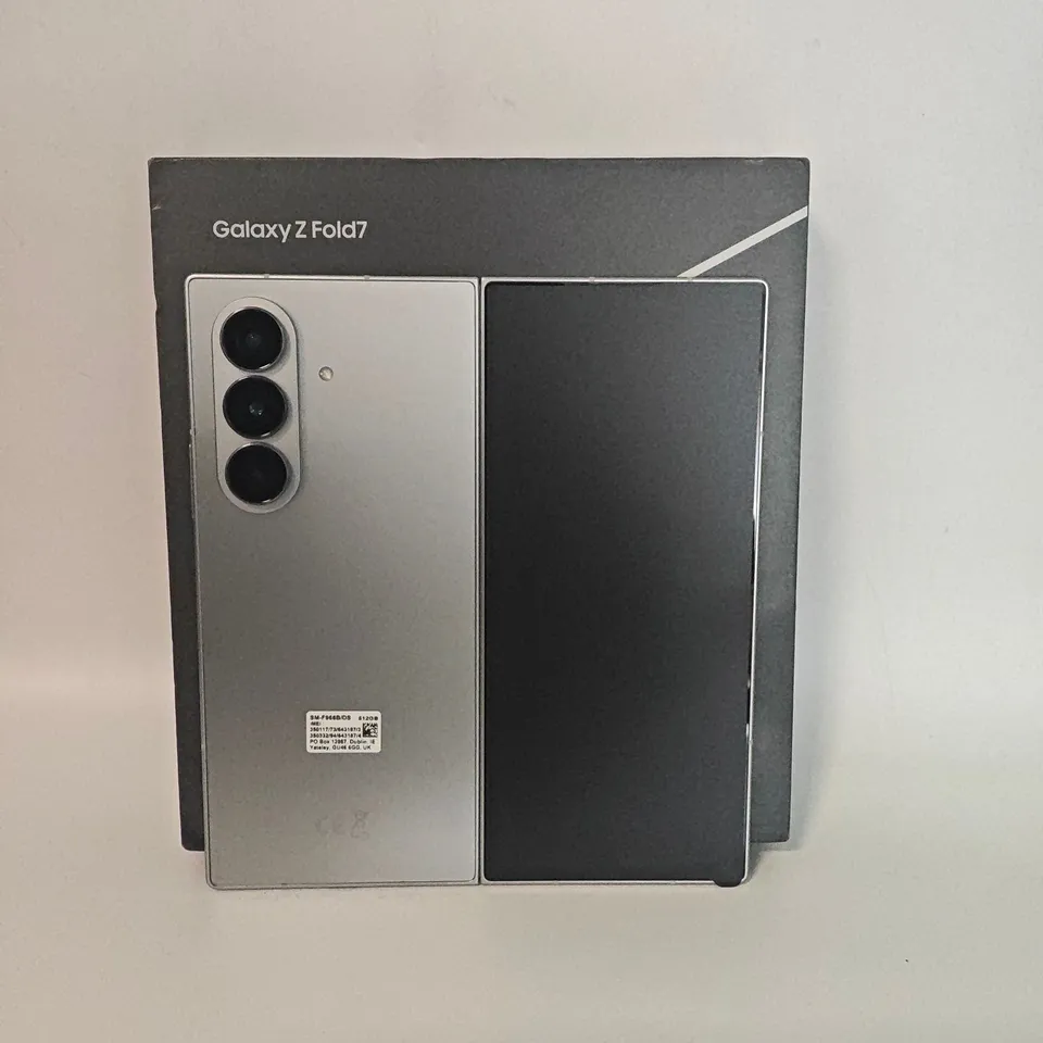 BOXED SAMSUNG GALAXY Z FOLD7 12GB/512GB IN SILVER SHADOW - SM-F966B