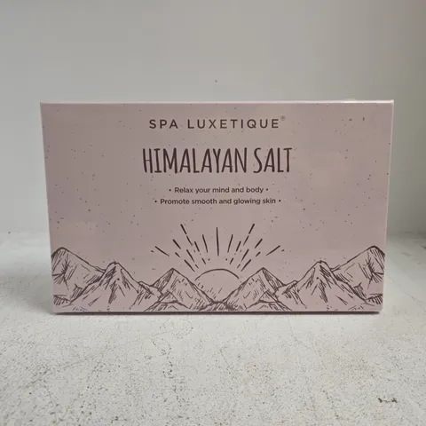 SPA LUXETIQUE HIMALAYAN SALT BATH SALTS – BOXED