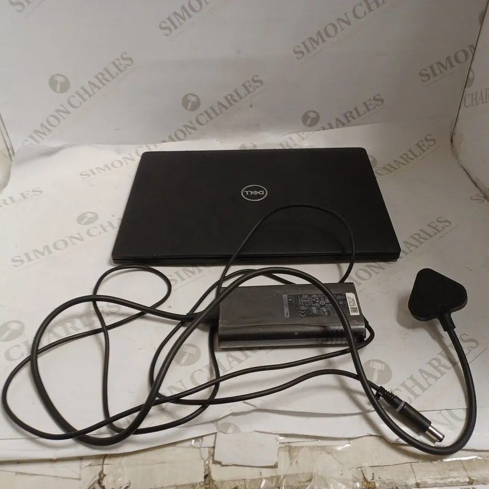 DELL LATITUDE 7390 LAPTOP + CHARGER