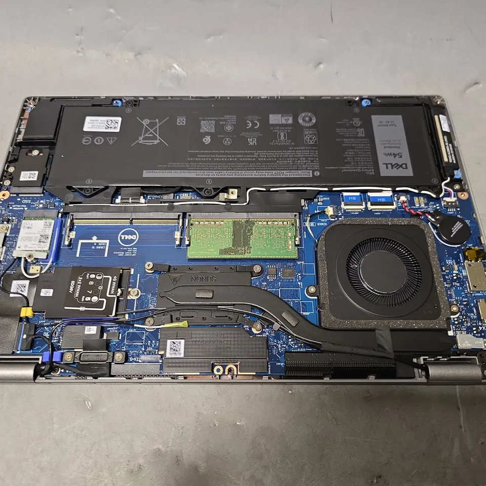 BOXED DELL LATITUDE 5440 LAPTOP