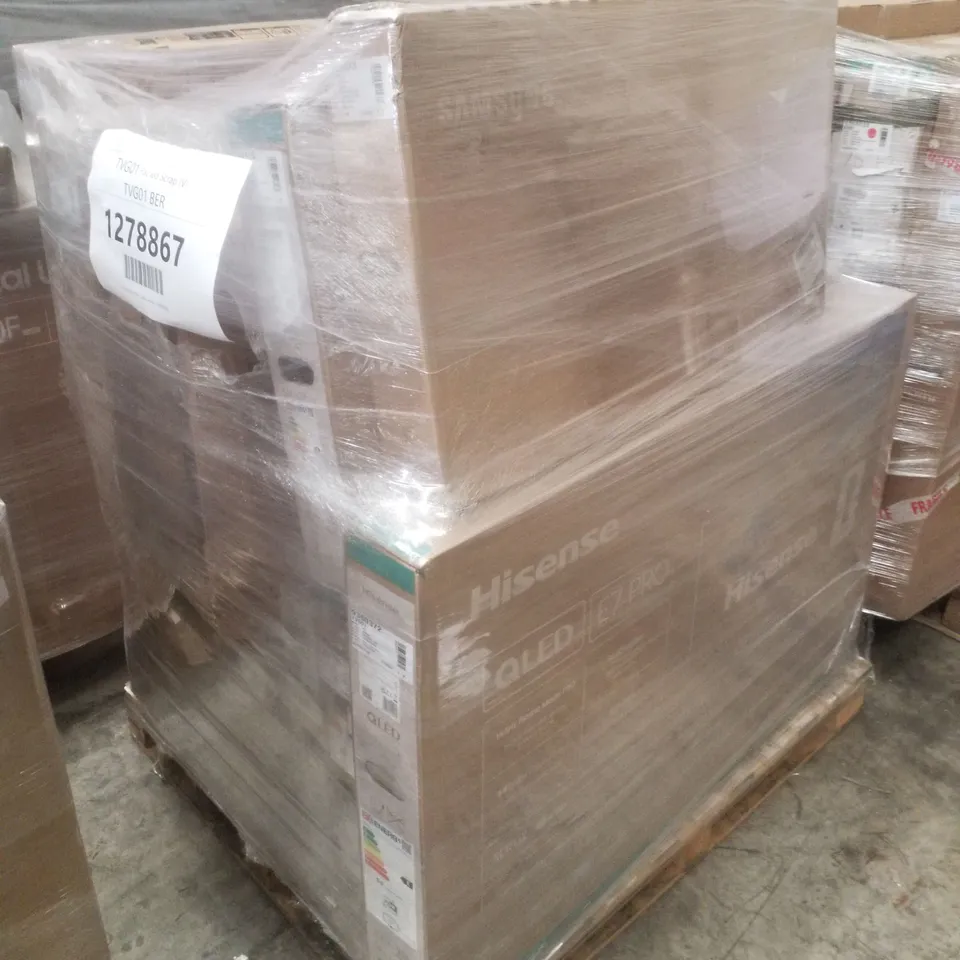 PALLET CONTAINING APPROXIMATELY 16 ASSORTED DAMAGED TVS