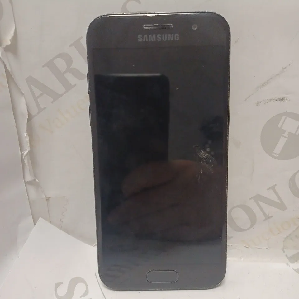 SAMSUNG GALAXY A3 IN BLACK