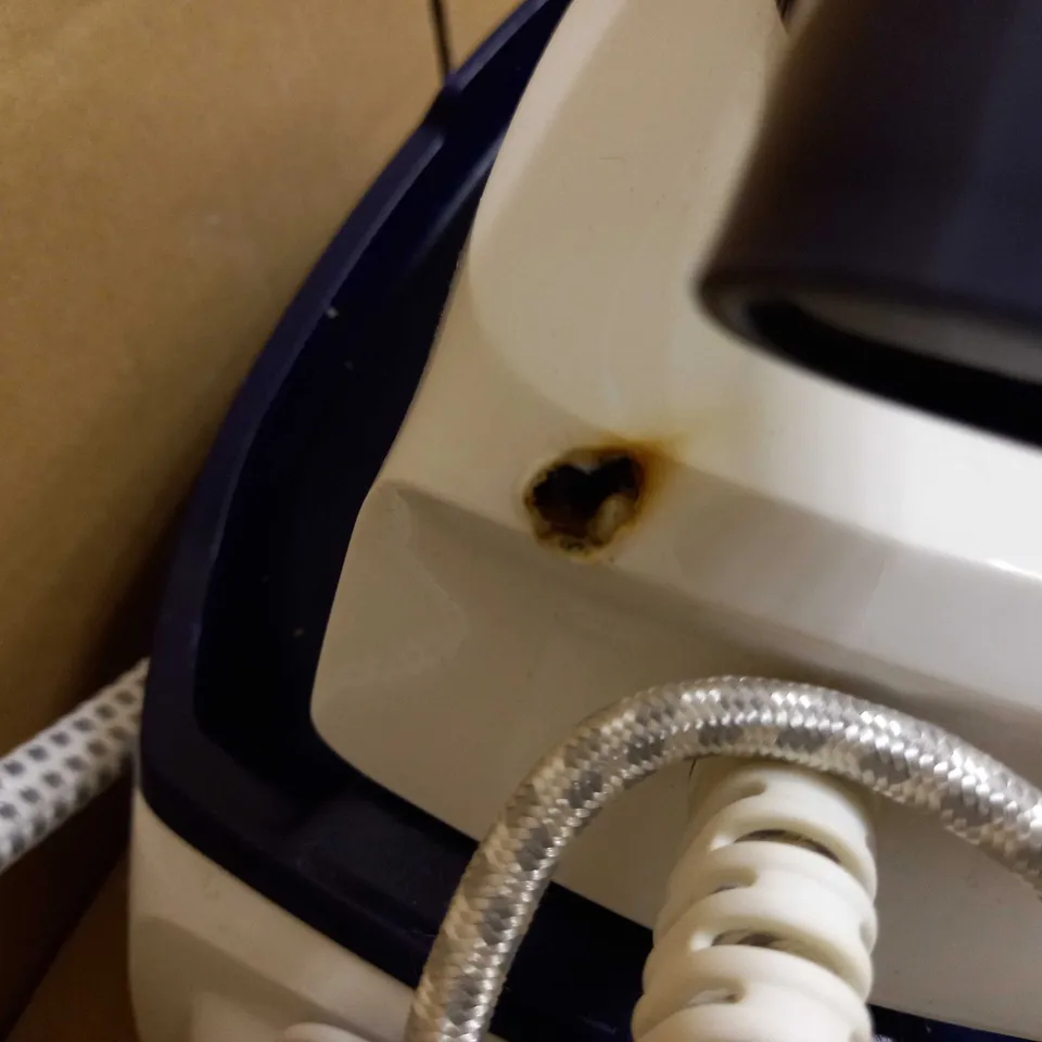 BOSCH SERIES 12 STEAM IRON - WHITE/BLUE 