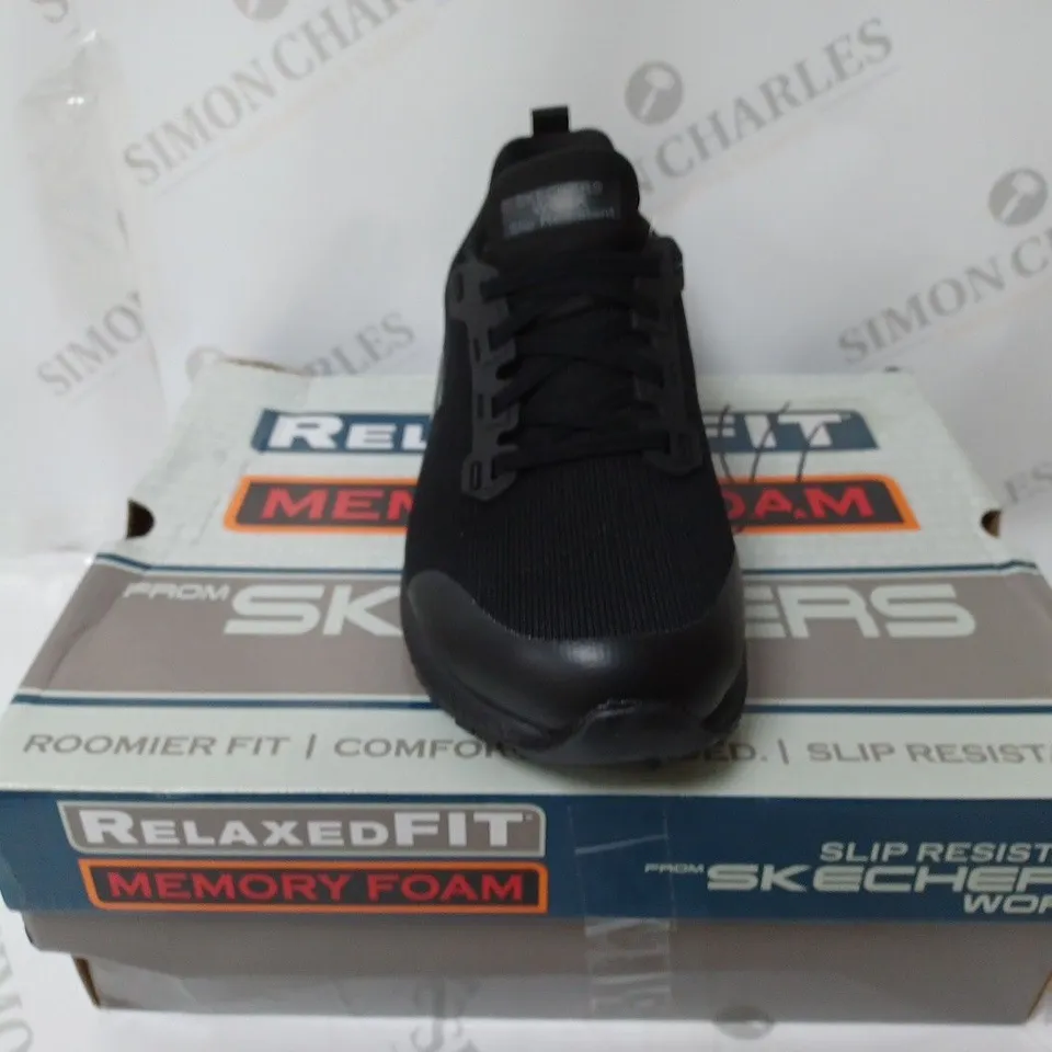 BOXED PAIR OF SKECHERS SQUAD WORK SLIP RESISTANT TRAINERS BLACK SIZE 6