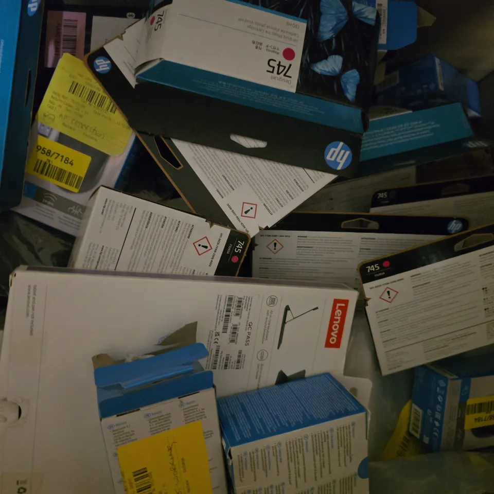 BOX OF APPROXIMATELY 30 ASSORTED ITEMS TO INCLUDE LOGITECH C270 HD WEBCAM, HP 150 WIRELESS MOUSE, HP DESIGNJET 745 VIVID PHOTO INK CARTRIDGE, ETC