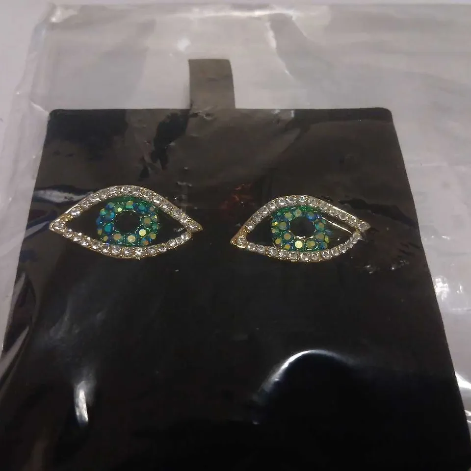 BUTLER & WILSON CRYSTAL EYE STUD EARRINGS 