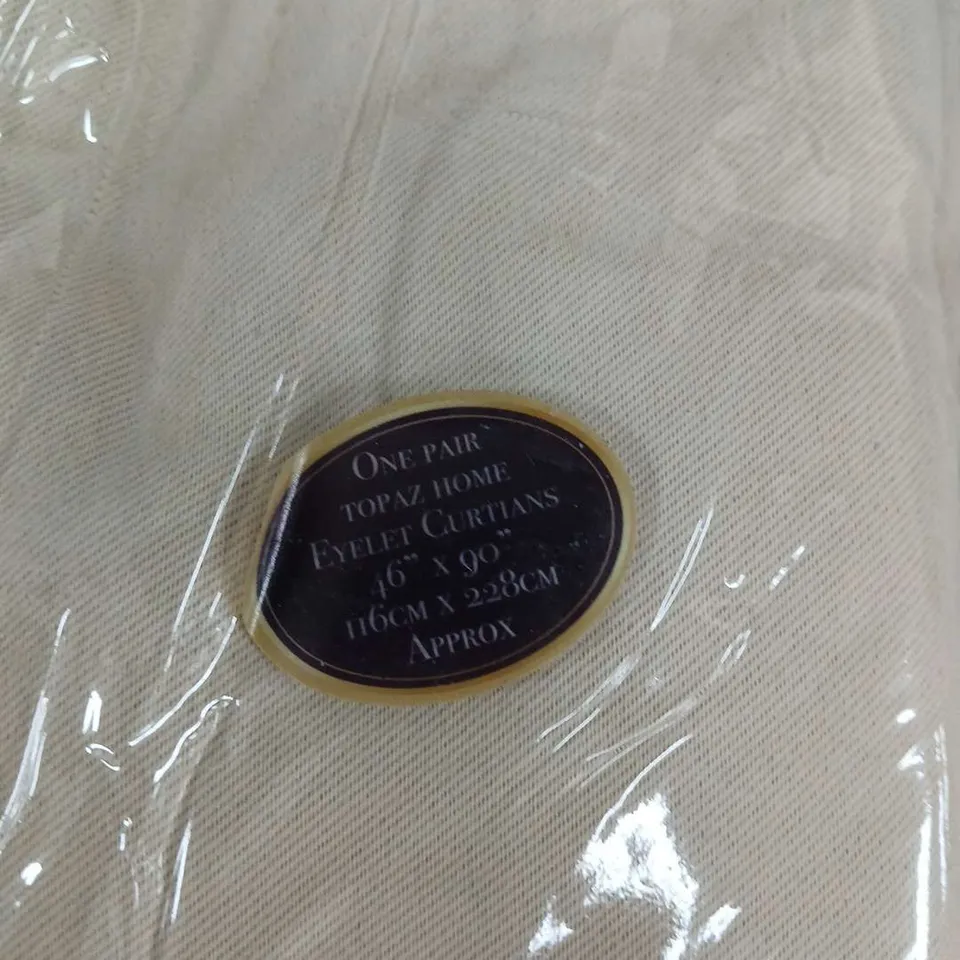 BOX OF APPROXIMATELY 5 TOPAZ SILKY FEEL BLACKOUT CURTAINS IN BEIGE - 46"X90" (116X228CM)