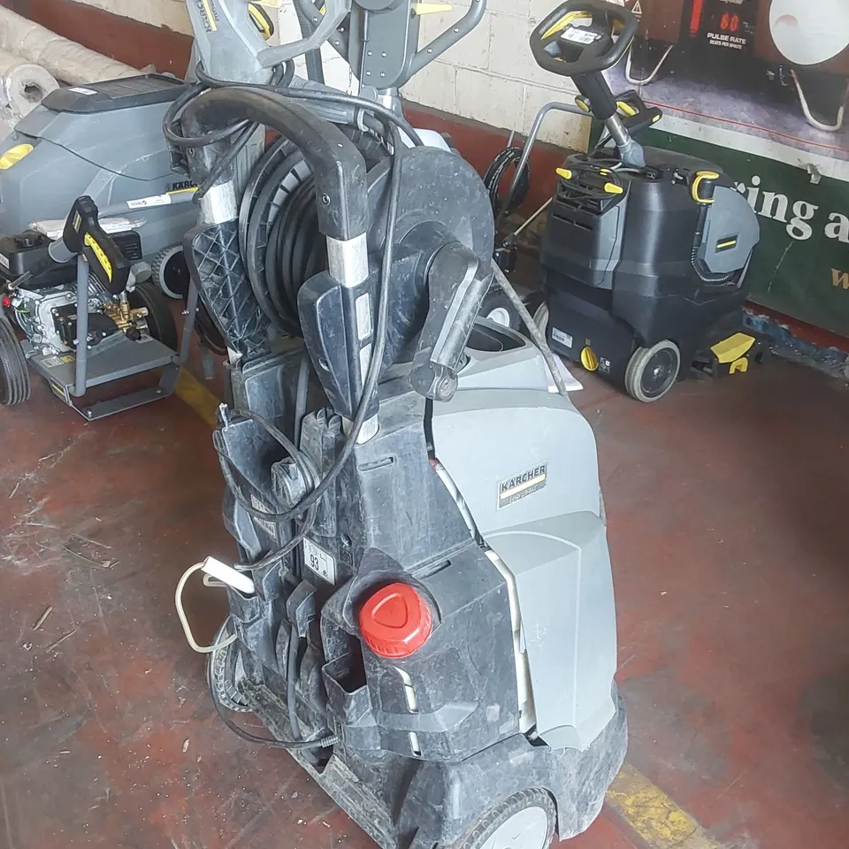KARCHER HDS 5/11 UX HOT WATER PRESSURE WASHER