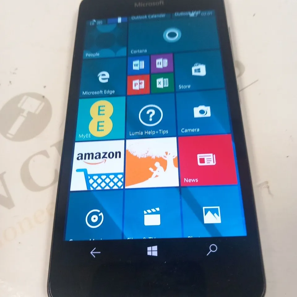 MICROSOFT LUMIA 650 MOBILE PHONE