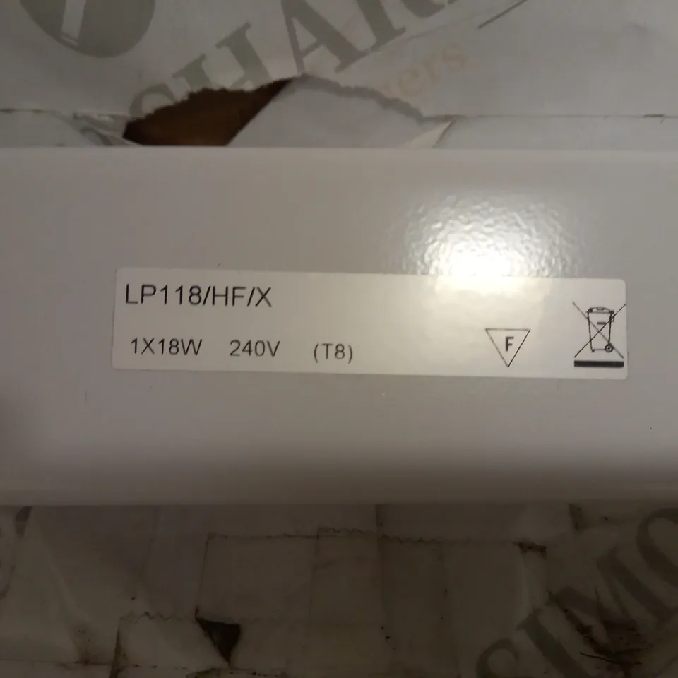 BRAND NEW 2FT BATTEN 18W SINGLE FITTING (LP118/HF/X)