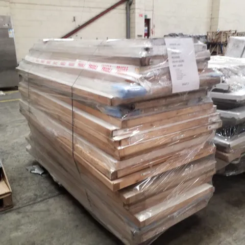 PALLET CONTAINING APPROXIMATELY 32 MIXED UNCHECKED INTERNAL HOUSE DOORS 