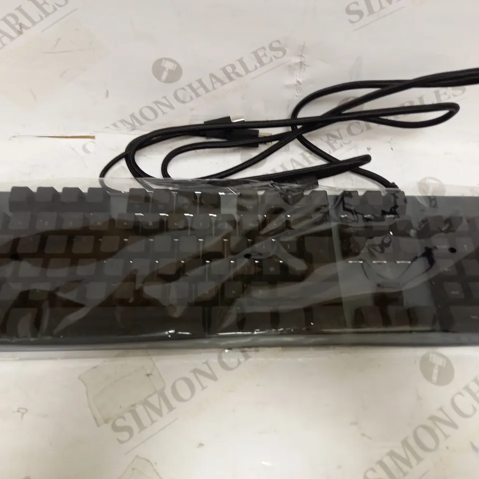 LOGITECH G513 CARBON KEYBOARD