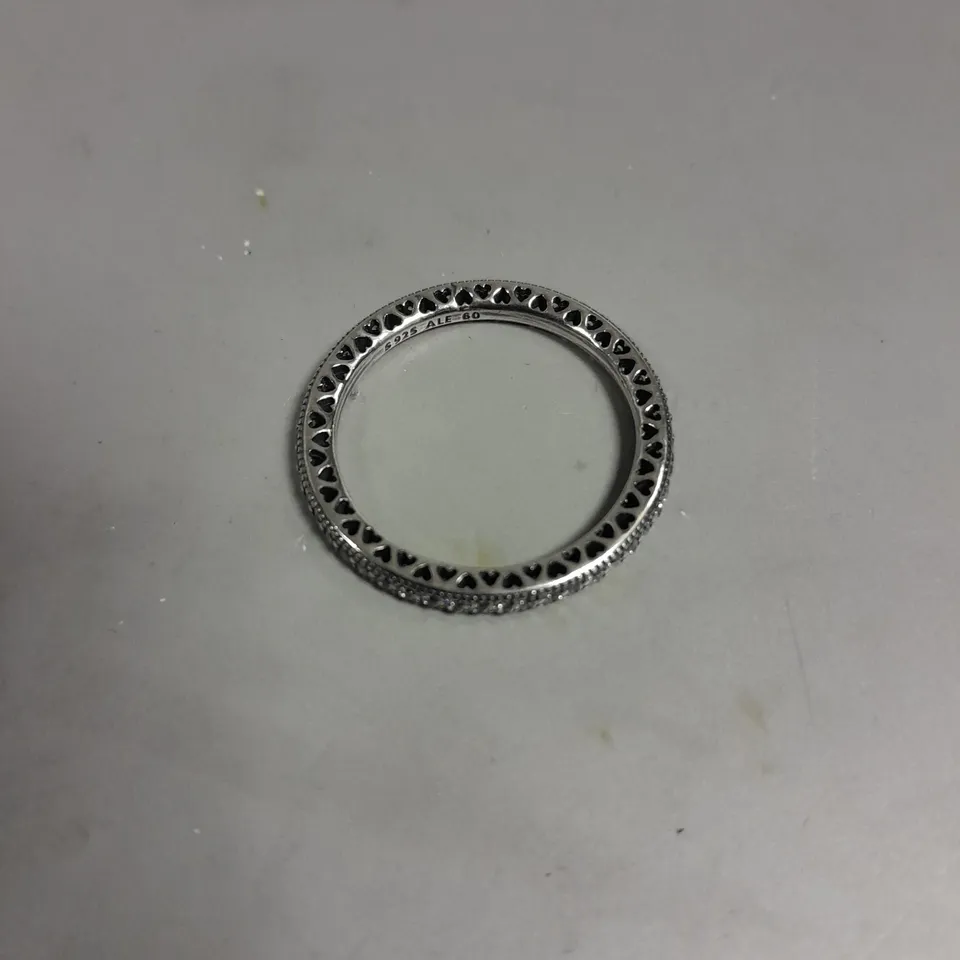 PANDORA SPARKLE & HEARTS RING