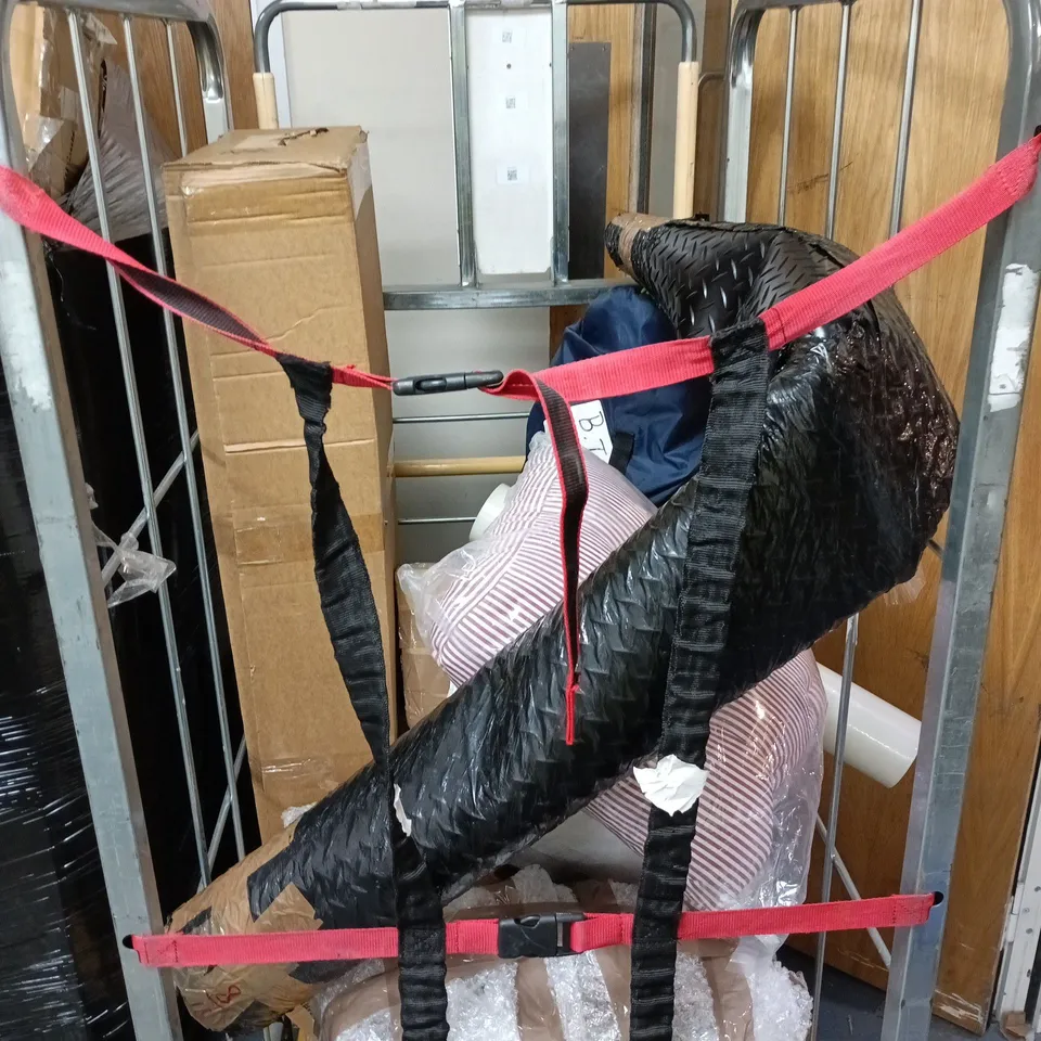 CAGE OF APPROXIMATELY 12 ASSORTED ITEMS TO INCLUDE CUSHIONED PAD ETC