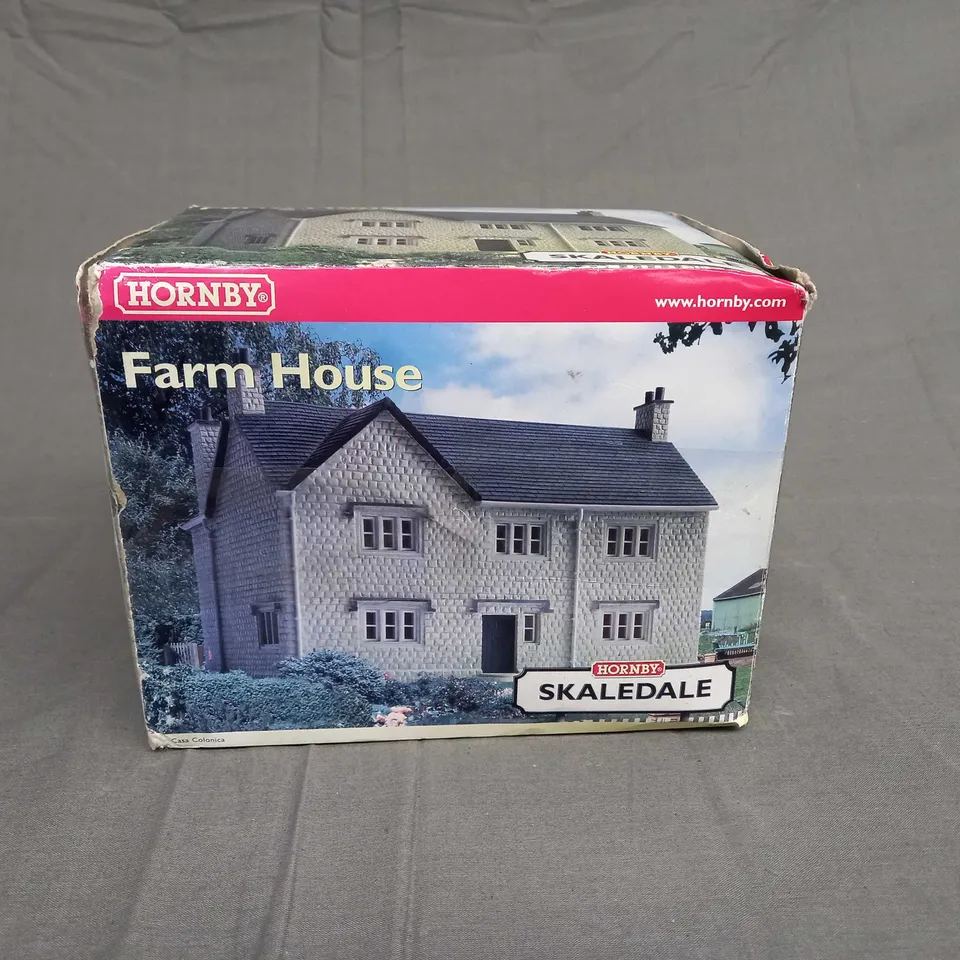 HORNBY SKALEDALE FARM HOUSE